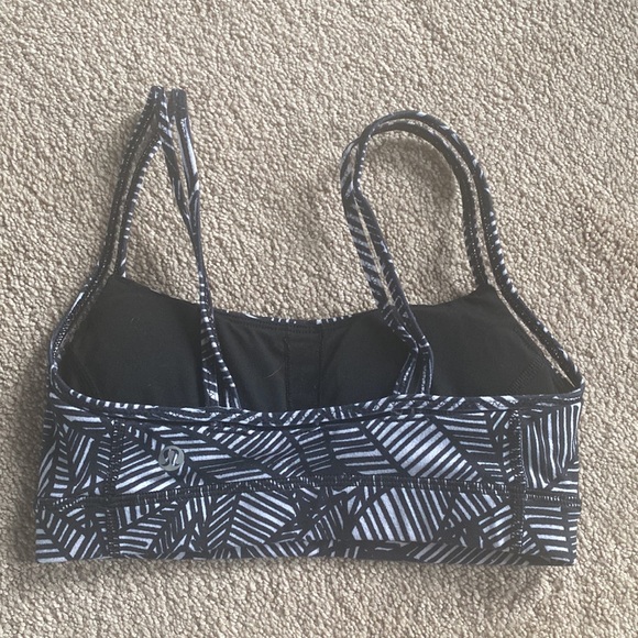 Lululemon Sports Bra - Picture 2 of 3